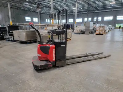 USED RAYMOND 8410