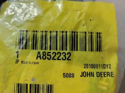 NEW JOHN DEERE A852232