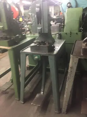 2591-510 Ruesch TYPE 7-Ton Heavy Duty Foot Press, Model # 7