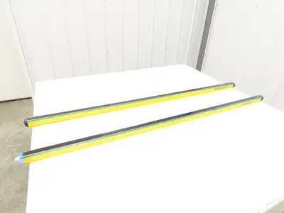 Schmersal SLC440-ER-1210-14-01 Safety Light Curtain Transmitter & Receiver Set