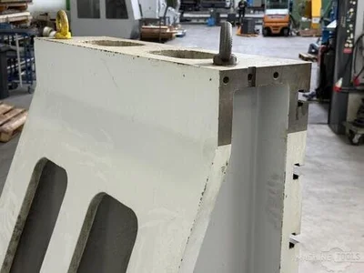 USED 2002 STOLLE AP-1600