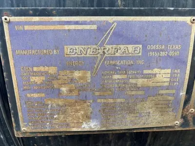USED 2009 ENERFAB ACID TRUCK
