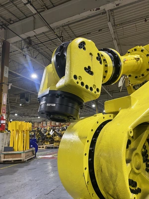 Used FANUC R-2000iA/200FO + RJ3iB Robots Michigan US | iGAM Industrial Marketplace #44967