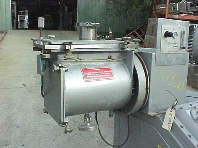 USED PURNELL INTERNATIONAL PLOW MIXER PLOW MIXER HM 20
