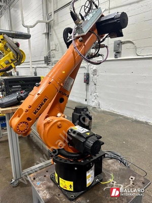 KUKA KR 6 R1820 Robot System w/ KRC4 Compact Controller
