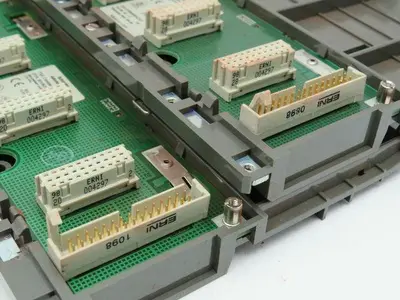 Schneider Automation DTA 201/AS-HDTA-201 5 Slot Secondary Subrack Lot of 4