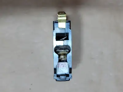 USED SQUARE D DP-4043