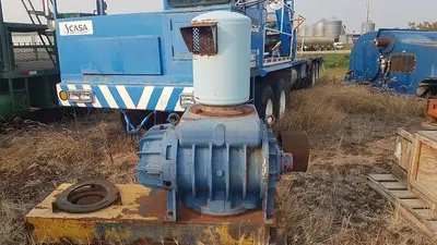 USED ROOTS SIZE 10X24 ROTARY POSITIVE VACUUM PUMP / BLOWER