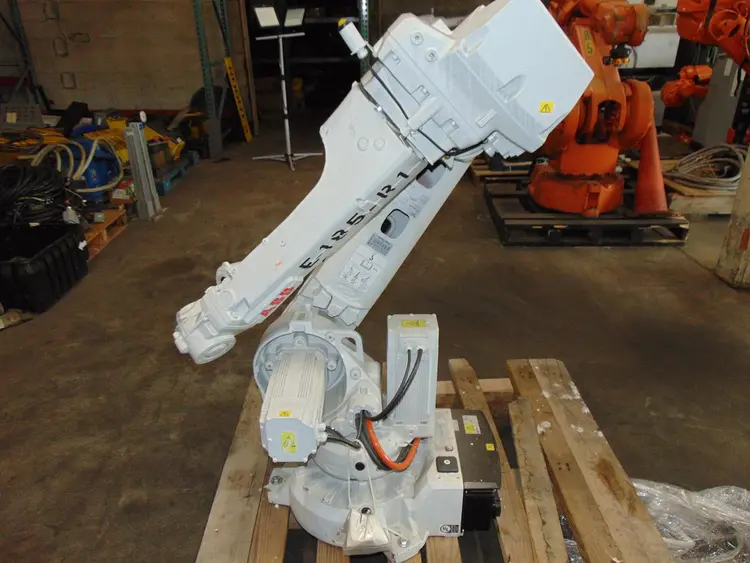 Used 2019 ABB IRB 2600ID-8/2.0 Robots Ohio US | Six Axis Solutions #397930