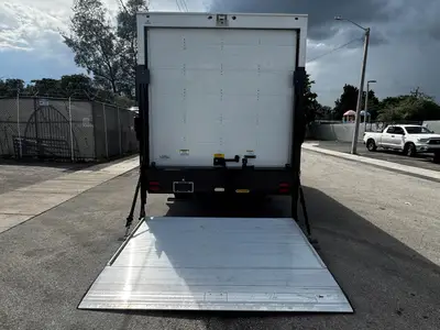 Used 2020 ISUZU NPR EFI Box trucks Florida US | Truck and Van Outlet #1509218