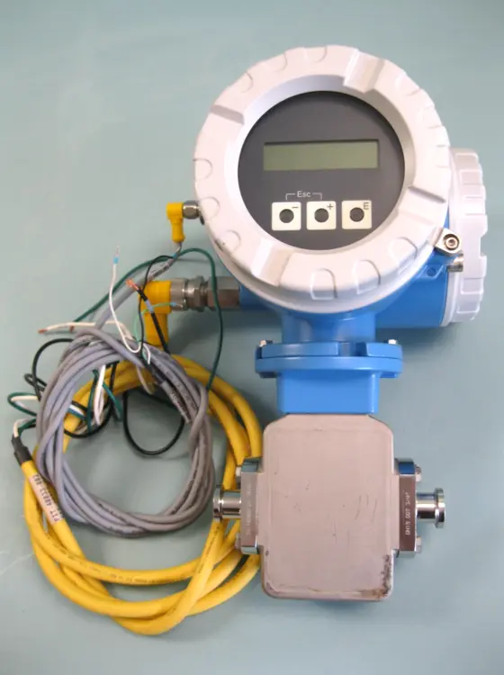 Used Endress Hauser 50H15-8QH0/0 Sensors New Hampshire US | Bitter End Trading #1127703