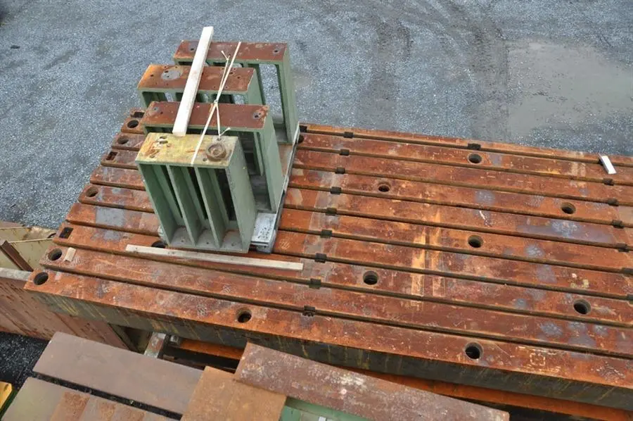 T-slot Table 6035 x 1890 x 350 mm