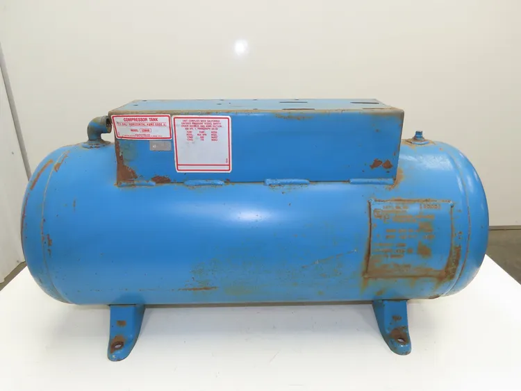 Used DAYTON _UNKNOWN_ Pressure Tanks Indiana US | Arrow Industrial #616737