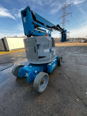 USED 2011 Genie Z-34/22N