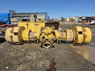 USED KOMATSU 561-22-62713