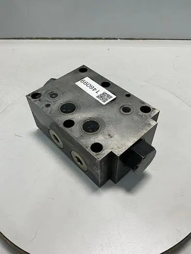 Used PARKER CPOM6DDN 31 Valves/Fittings Michigan US | Ideal Machinery #698136