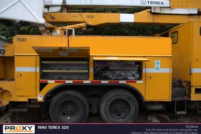 Used 1990 TEREX 320 Bucket (boom) trucks Oregon US | Proxy Equipment #1378402