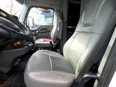 USED 2016 KENWORTH T680