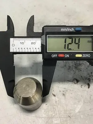 USED VICKERS 25-D10-30