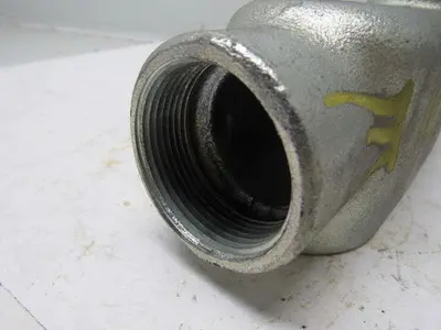 1-1/2" LB Conduit Elbow 3 NO. 1/0 XHHW. Max Cast Aluminum No Cover