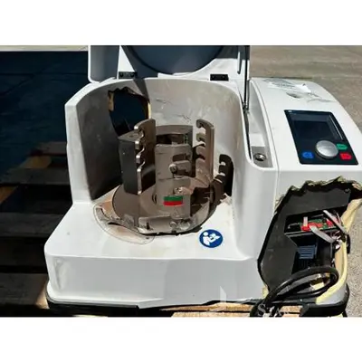 USED RETSCH PM100