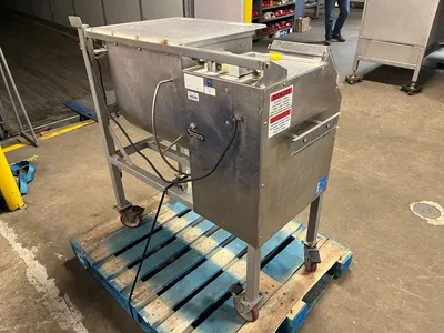USED DANIELS FOOD EQUIPMENT DMX QUAD 100