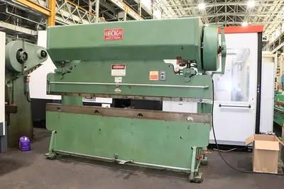 90 Ton x 10 FT. CHICAGO DREIS & KRUMP MECH. PRESS BRAKE MODEL 810-L