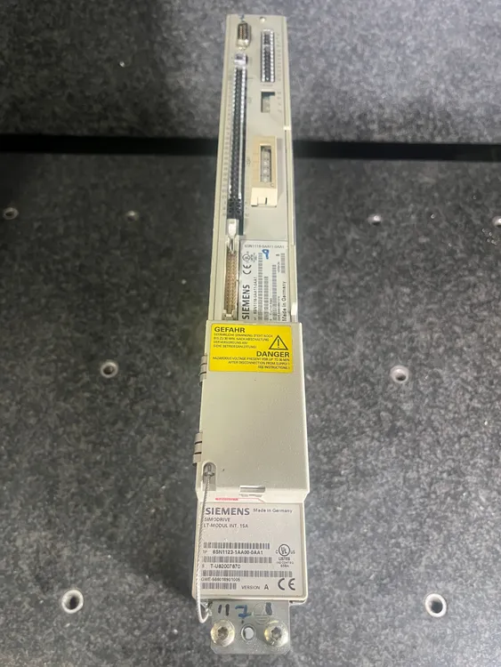 Used SEIMENS Simodrive Spindle Drives | MachineStation #947115