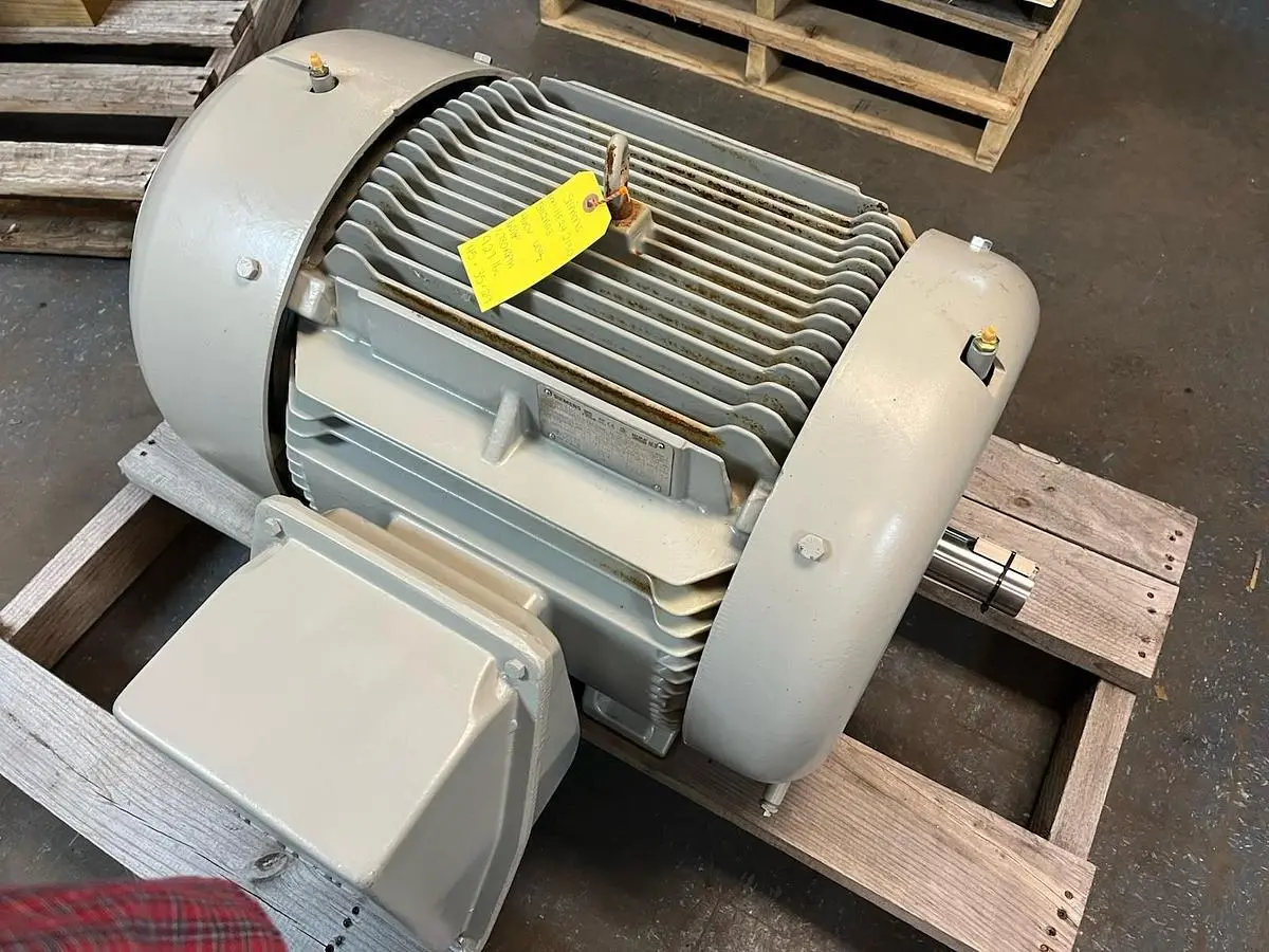 New | in-Stock SIEMENS 1LE242130B112AA3 A.C. Motors Ohio US | Surplus Asset Holdings #1207115