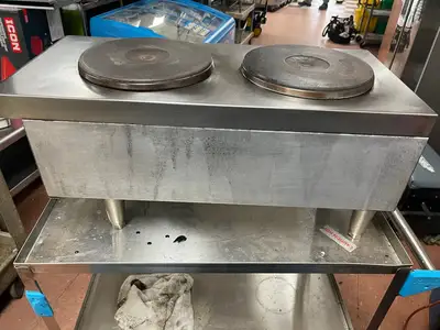 Used Star Used 12" Star-Max 502FF Two Element Countertop Electric Hot Plate 208/240, 1PH Hot Plates Illinois US | Falcon Restaurant Supply #1375734