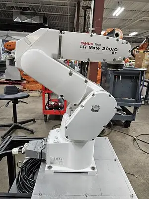 USED 2008 FANUC LR MATE 200IC/5F