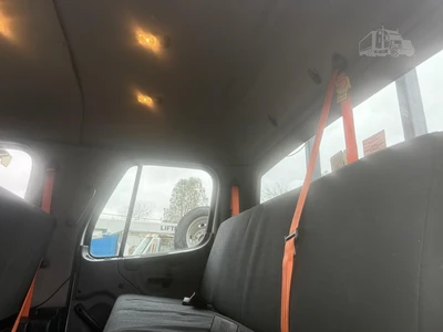 Used 2018 FREIGHTLINER BUSINESS CLASS M2 106 Hooklifts & Roll-Offs California US | Mittry Construction #1363502