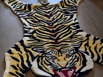 Tiger theme Area Rug 70" x 48"