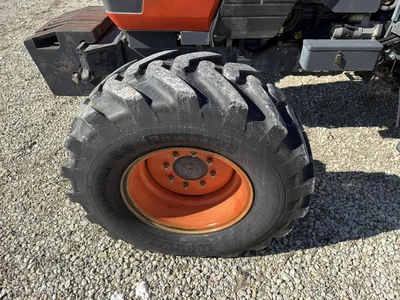 Used KUBOTA M9000 Utility Tractors Tennessee US | Moore Equipment #1517299