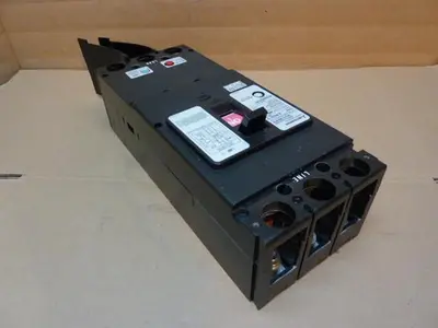 USED MITSUBISHI W-NV225-T1