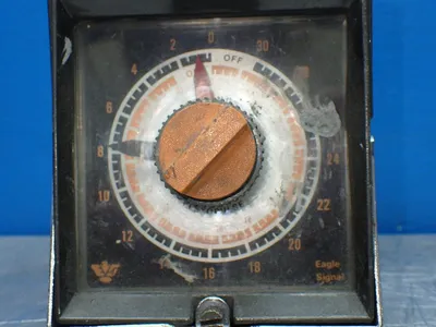 Used EAGLE SIGNAL HG100A6 Timers Ohio US | HGR 24 #883976