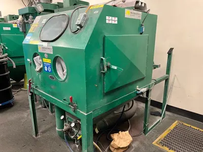 USED ABRASIVE BLAST SYSTEMS SAND BLAST CABINET