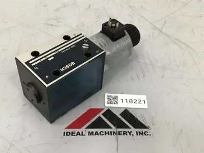 USED BOSCH 0 810 001 825