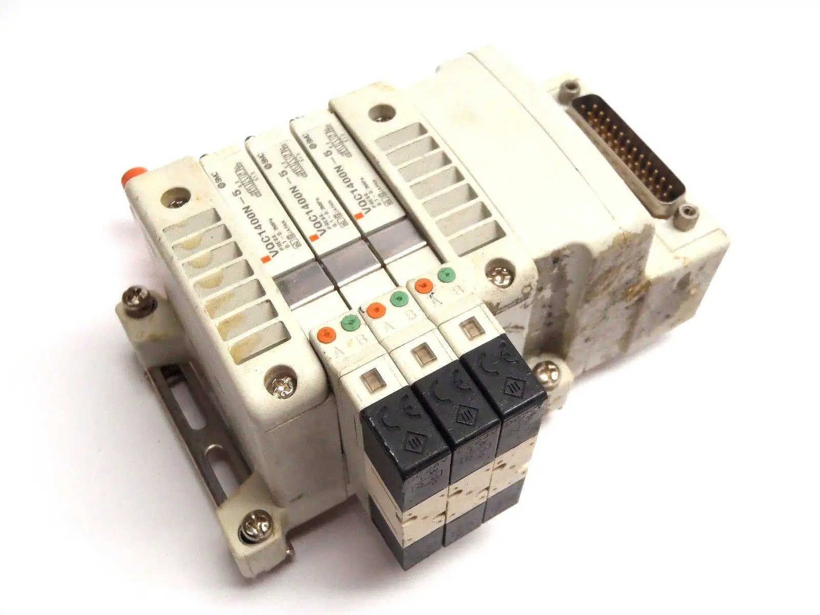 VQC1400N-5 | SMC Manifold Assembly W/  Press 0.1-0.7MPa - Used