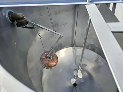 Used 585 Gallon Tank, Stainless Steel, With Mixer & Pump