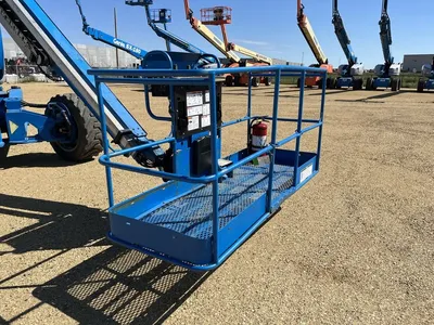 Used 2014 GENIE ZX-135/70 ARTICULATING BOOM LIFT Articulating Boom Lifts Alberta CA | Adcock Equipment #1418152