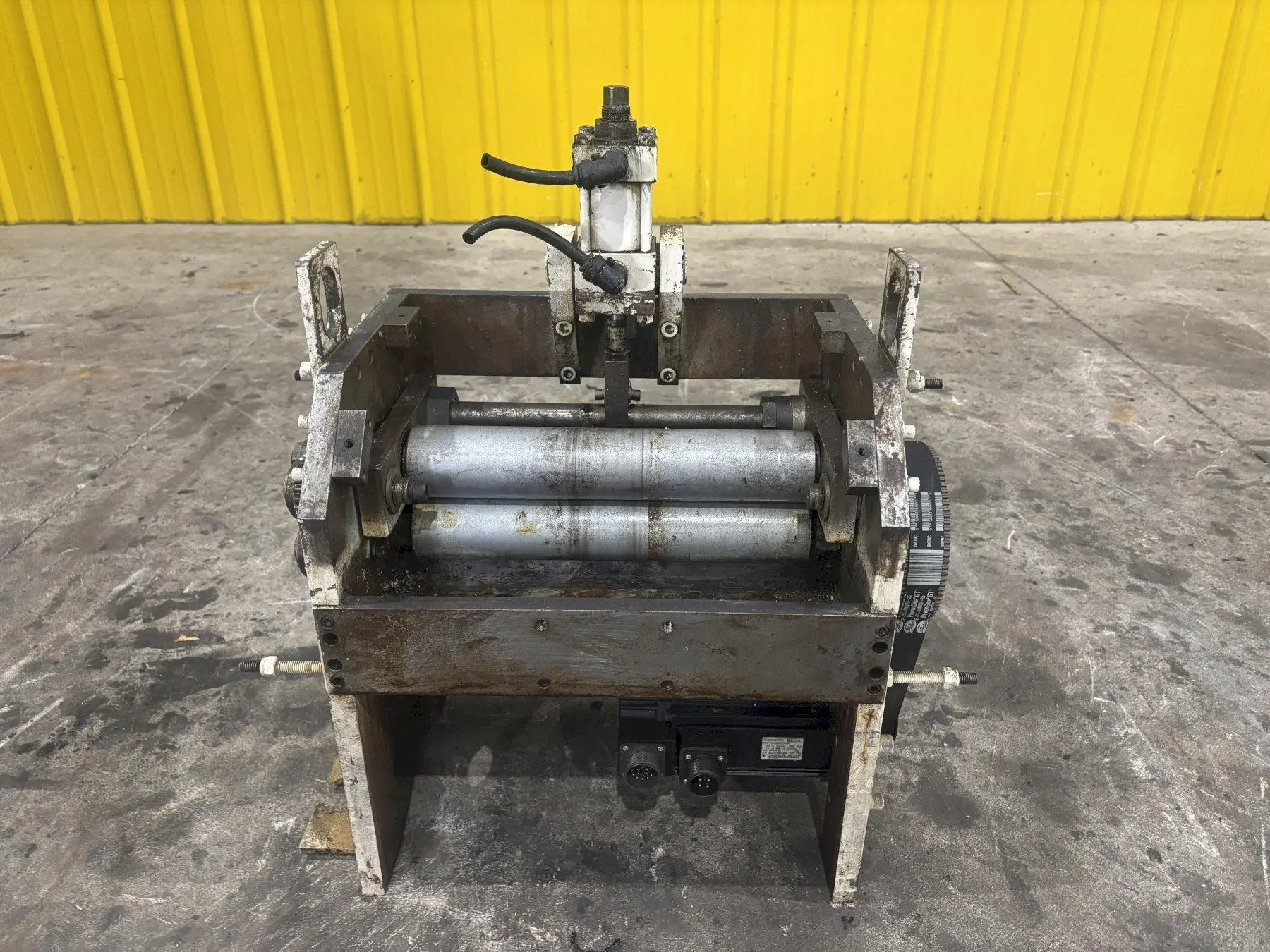 PRESS MOUNT SERVO FEED ROLLS & MOTOR: STOCK #23452