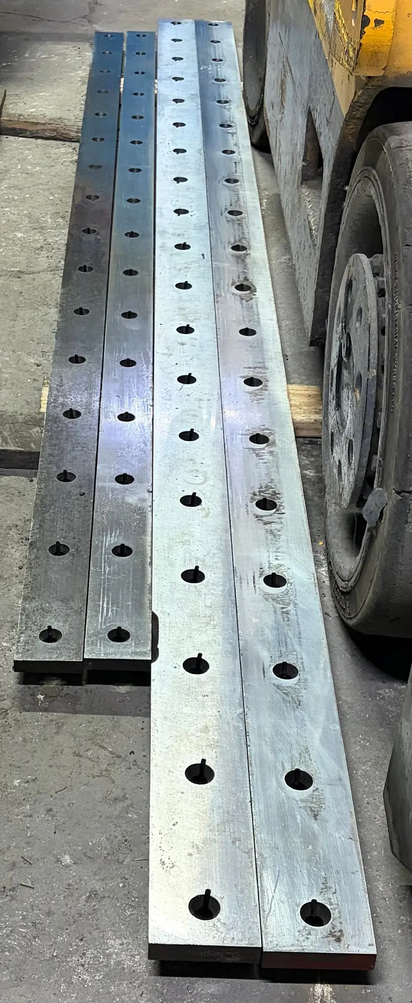 USED CINCINNATI SHEAR BLADES 12 ' 4" X 1 " X 4 3/4"