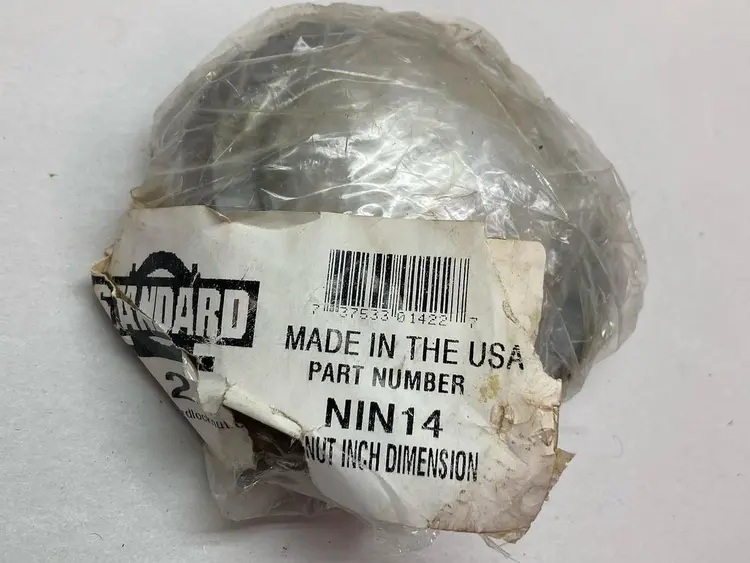 New | in-Stock STANDARD NIN14 Nuts & Screws Ohio US | Surplus Asset Holdings #1247028
