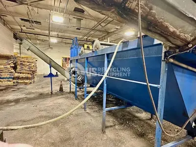 Unknown Manufacturer: Used Plastics Wash Line