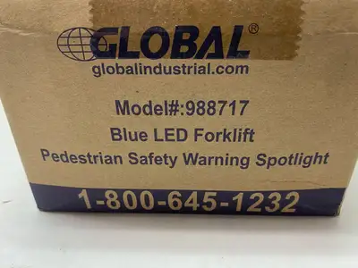NEW GLOBAL INDUSTRIAL BLUE LED FORKLIFT SAFETY WARNING SPOTLIGHT