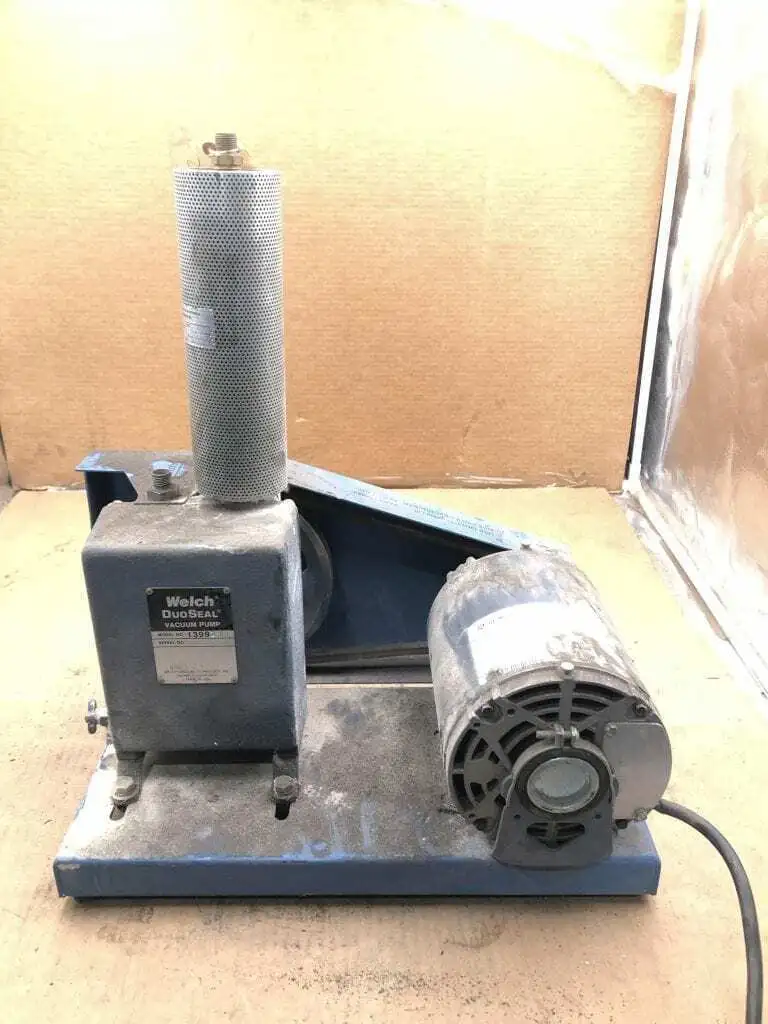 Welch DuoSeal 1399Z-09 Belt-Driven Vacuum Pump 1/3HP 1725RPM 115V 1PH