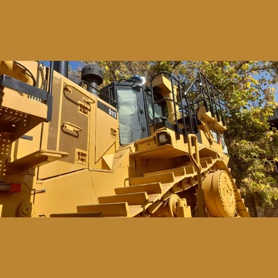 USED 2012 CATERPILLAR D11T