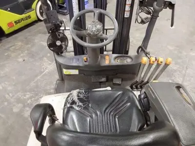 USED 2022 CROWN SC5725-35