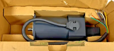 NEW ORIENTAL MOTOR MSM590-502C SPEED CONTROL MOTOR 200V 60W